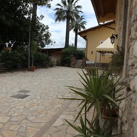Il Giardino Del Sole * Agnone Bagni